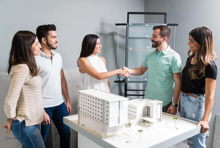 World Of Smart Spaces And Development - HTHnuohang